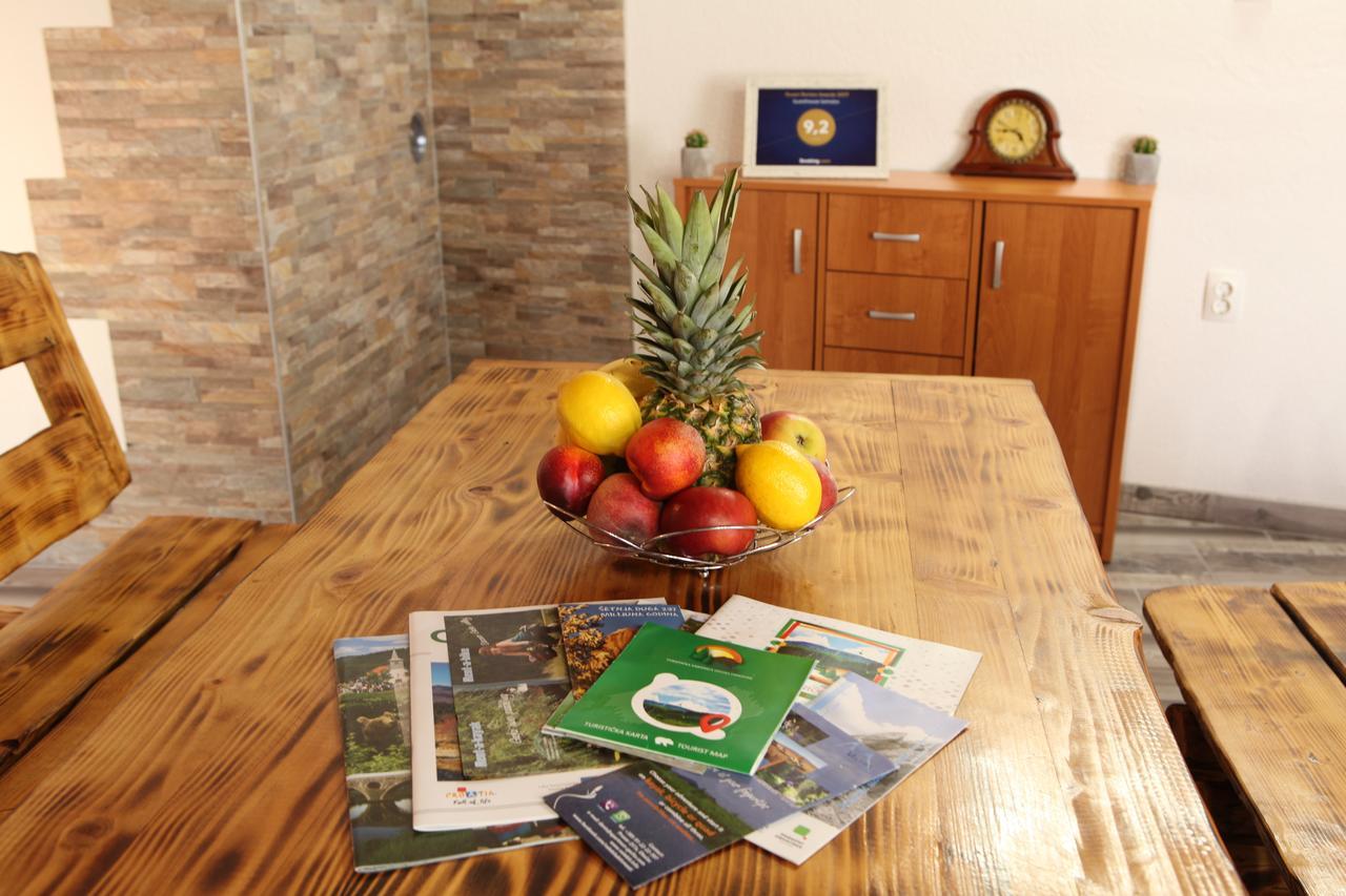 Guesthouse Samolov Vrhovine Kültér fotó