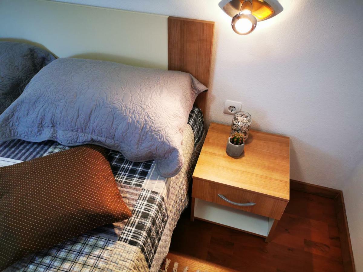 Guesthouse Samolov Vrhovine Kültér fotó